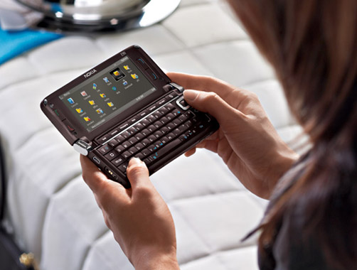 Nokia E90 Kommunikaattori
