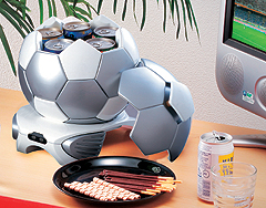 Jalkapallon näköinen jääkaappi