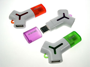 EZdrive Yego - USB-muisti kaksi porttisella USB-hubilla