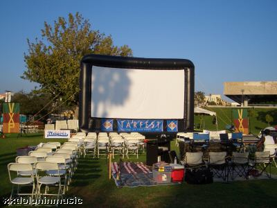 Puhallettava elokuvateatteri ulkokäyttöön