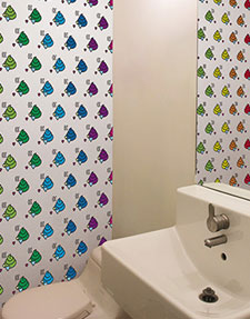 Undoboy Rainbow Poops, sateenkaarikakkaa kaakeleissa