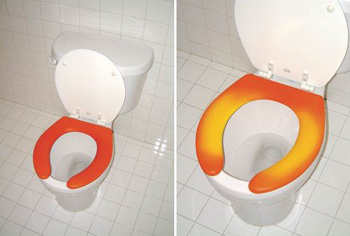 Lämmön mukaan väriä muuttava wc-istuin varoittaa