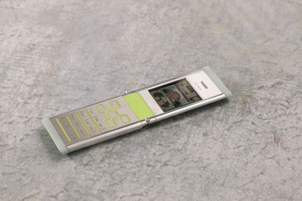 Nokia Remade - täysin kierrätysmateriaaleista valmistettu matkapuhelin