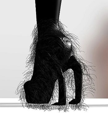 spider_shoes_korkokengat.jpg