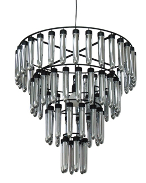 Sylvia-kattokruunu yllättää kun sitä tarkastelee lähemmin