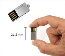 Super-Talent Pico USB on todella pieni 8 gigan muistitikku