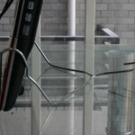 Tee-se-itse -läppäriteline pesulahenkarista 2