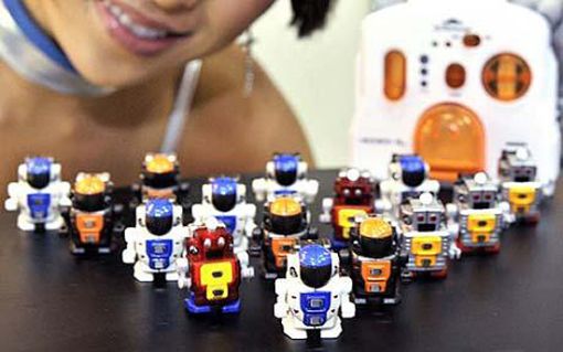 tinybots_tomy_robo_q
