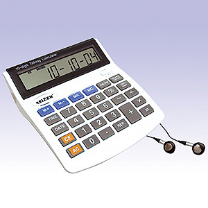 Puhuva laskin korvakuulokkeilla