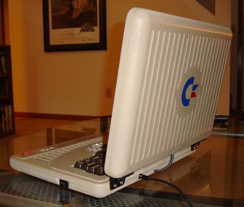 commodore_64_laptop_02