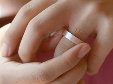 Inner Message -sormus jättää jälkensä sormeen