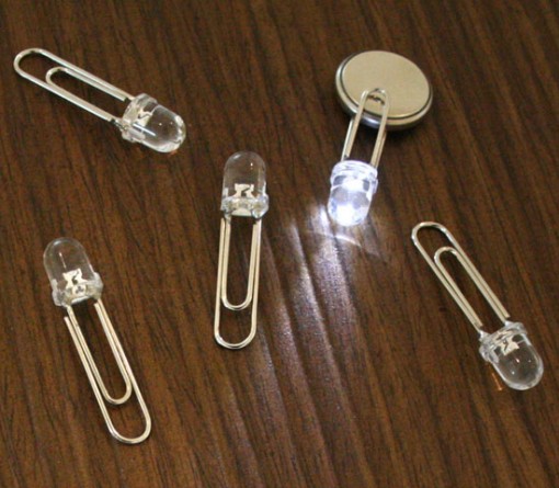 Sungho Lee: LED clip 2