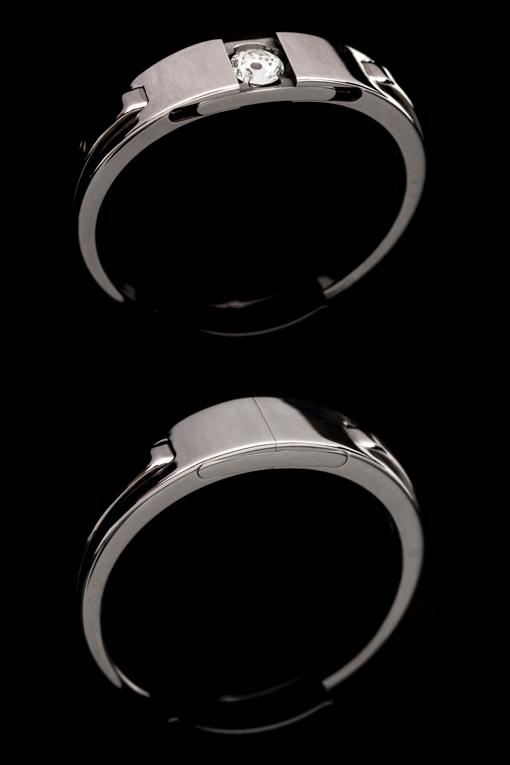 John Welden: Sormus piilotettavalla timantilla