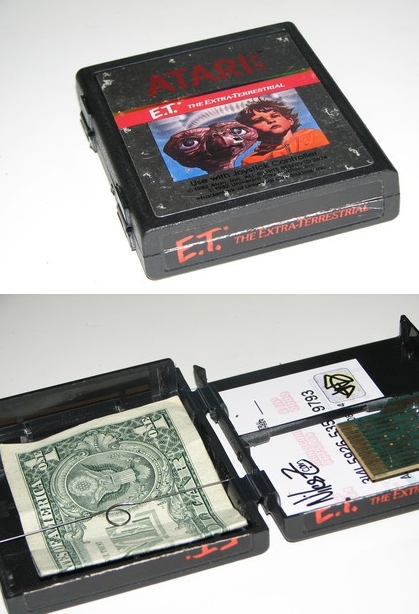 Atari wallet - ET the Extra Terrestrial, Atari-pelikasetti-lompakkoja