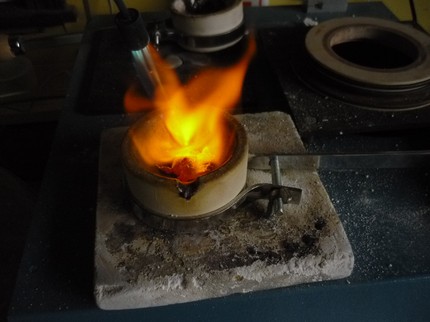 Teetä sormus sormenjäljellä 2