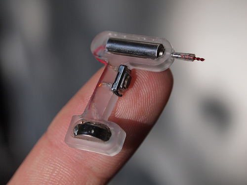 Konstantin Leonenko: Tiny Drill