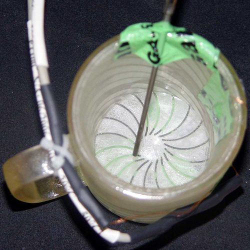 Älykäs kahvimuki pitää juoman kylmänä tai kuumana 1 Älykäs kahvimuki pitää juoman kylmänä tai kuumana 1