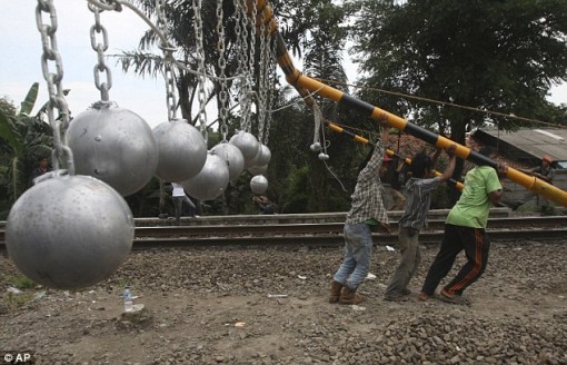 betonikuulat indonesia junamatkustajat