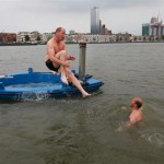 Hot-Tub-Boat-by-Hot-Tug-2