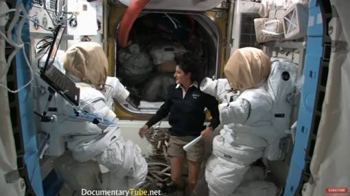 Avaruusalukset eli avaruuspuvut