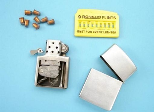 Tappava zipposytkäri onkin pistooli