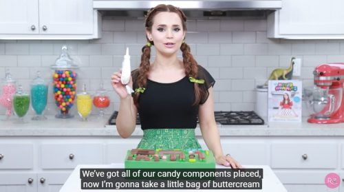 Emolevykakun leivontaa