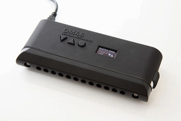 DM48 - 12 hole, 48 note, digital chromatic harmonica. - xpressive control over any electronic instrument. Midi Harmonica
