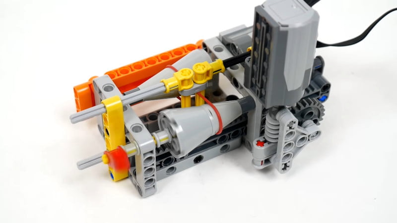 BUILDING A CONTINUOUSLY VARIABLE TRANSMISSION WITH LEGO